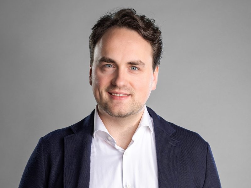 Porträt von Rechtsanwalt Fabian Beine